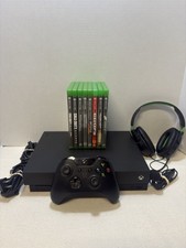 Xbox One X 1TB Console Bundle Day One Control...