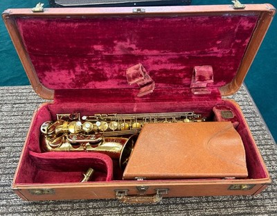 Selmer Mark VI Alto Saxophone 1964 -Perfect Playing Condition - Lacquered Brass 