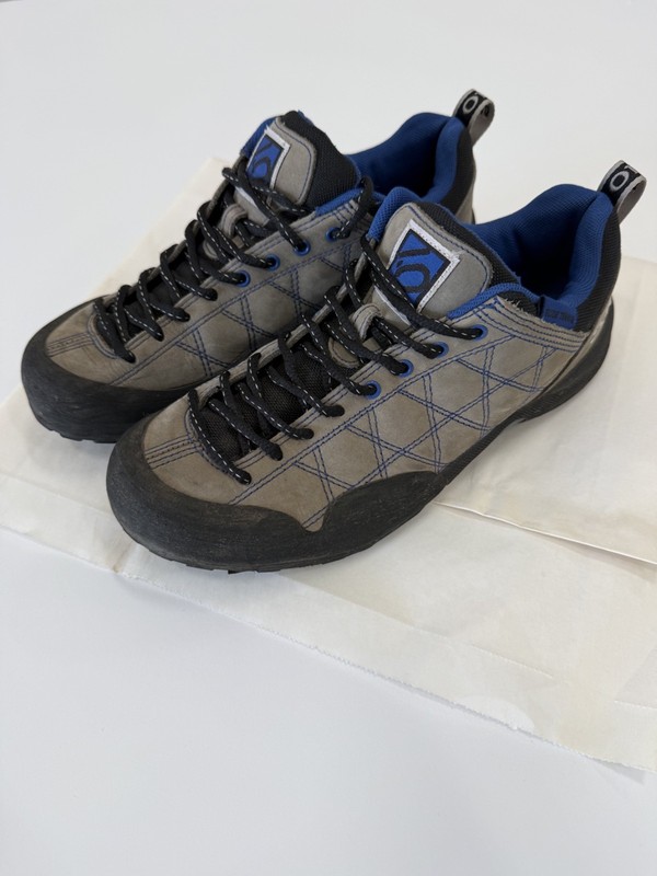 Five Ten 5.10 Guide Tennie Size 9.5 Stealth Approach Climbing Shoes Women's