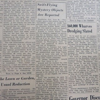 SWIFT FLYING MYSTERY OBJECTS ARE REPORTED (UFO) JUNE 26 1947 NEWSPAPER