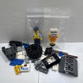LEGO 60126 City Tire Escape Jet Ski Police Retired