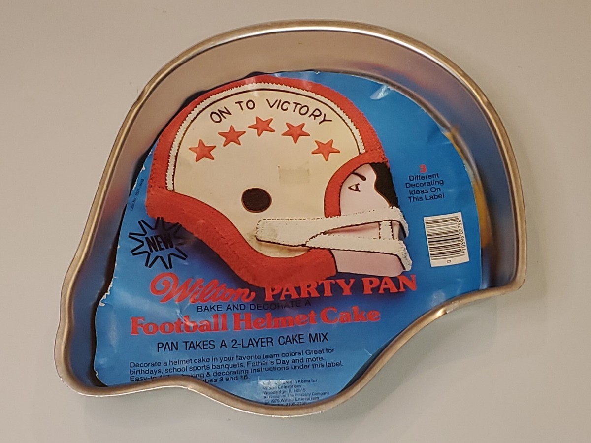 Vintage Wilton Football Helmet NFL Team Sports Birthday Party CAKE PAN  2105-2738