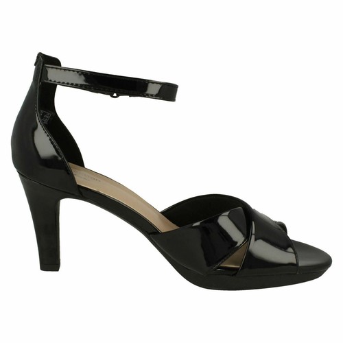 Damen Clarks' Adriel Cove 'Schwarz Lack Smart Absatz Sandalen - D Passform - 第 3/18 張圖片