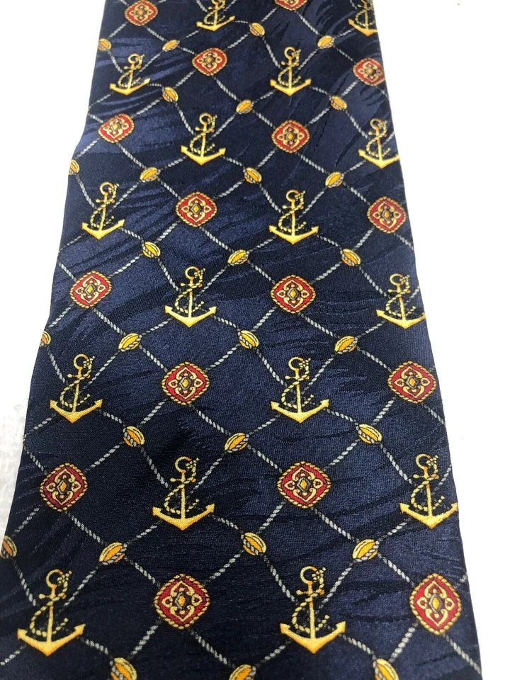 ARTEFACTOS MUSEO CORBATA HOMBRE AZUL MARINO CON ANCLAS DORADAS Y ROJO 4 X 59 NUEVO SIN ETIQUETAS Foto 3 de 4