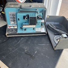 GRAFLEX Galaxy Deluxe 16MM  SOUND PROJECTOR  - Powers On And Runs -