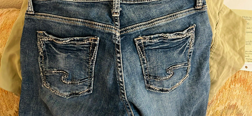 Silver Jeans Women's Slim Skinny Mid Rise Medium Wash Blue boyfriend 26/29