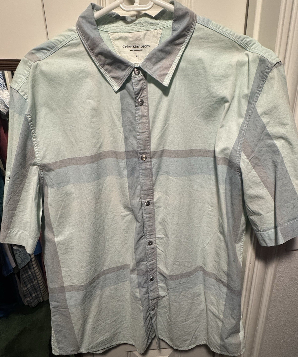 Calvin Klein Jeans Men's XL Short Sleeve Plaid Button-Up Shirt Light Blue Gray