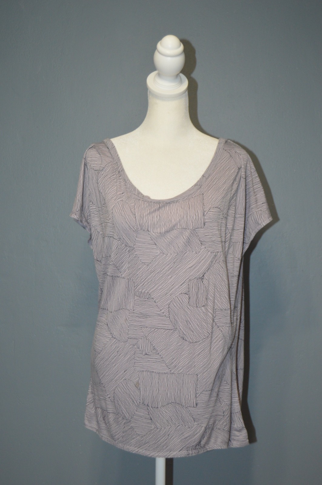 GAP Women's Sz Small Purple Printed Short Sleeve Top