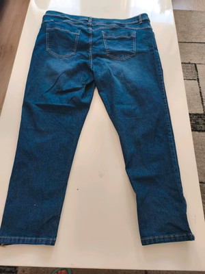 Laura Torelli Damen Jeans Gr. 48 Neu Dunkelblau Stretch Hose 7/8