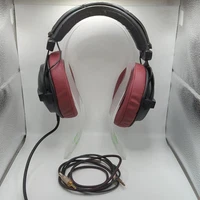Beyerdynamic DT 770 Pro Wired Over-Ear Headphones Black/Red