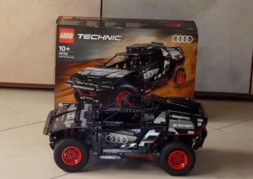 LEGO 42160 TECHNIC AUDI RS Q E-TRON