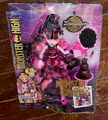 Monster High Monster Ball DRACULAURA 11'' Doll with Accessories (2022, Mattel)