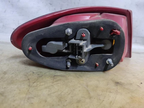 46556347 Piloto Trasero Derecho para ALFA ROMEO 147 (190) 2003 1016256 - Imagen 2 de 5
