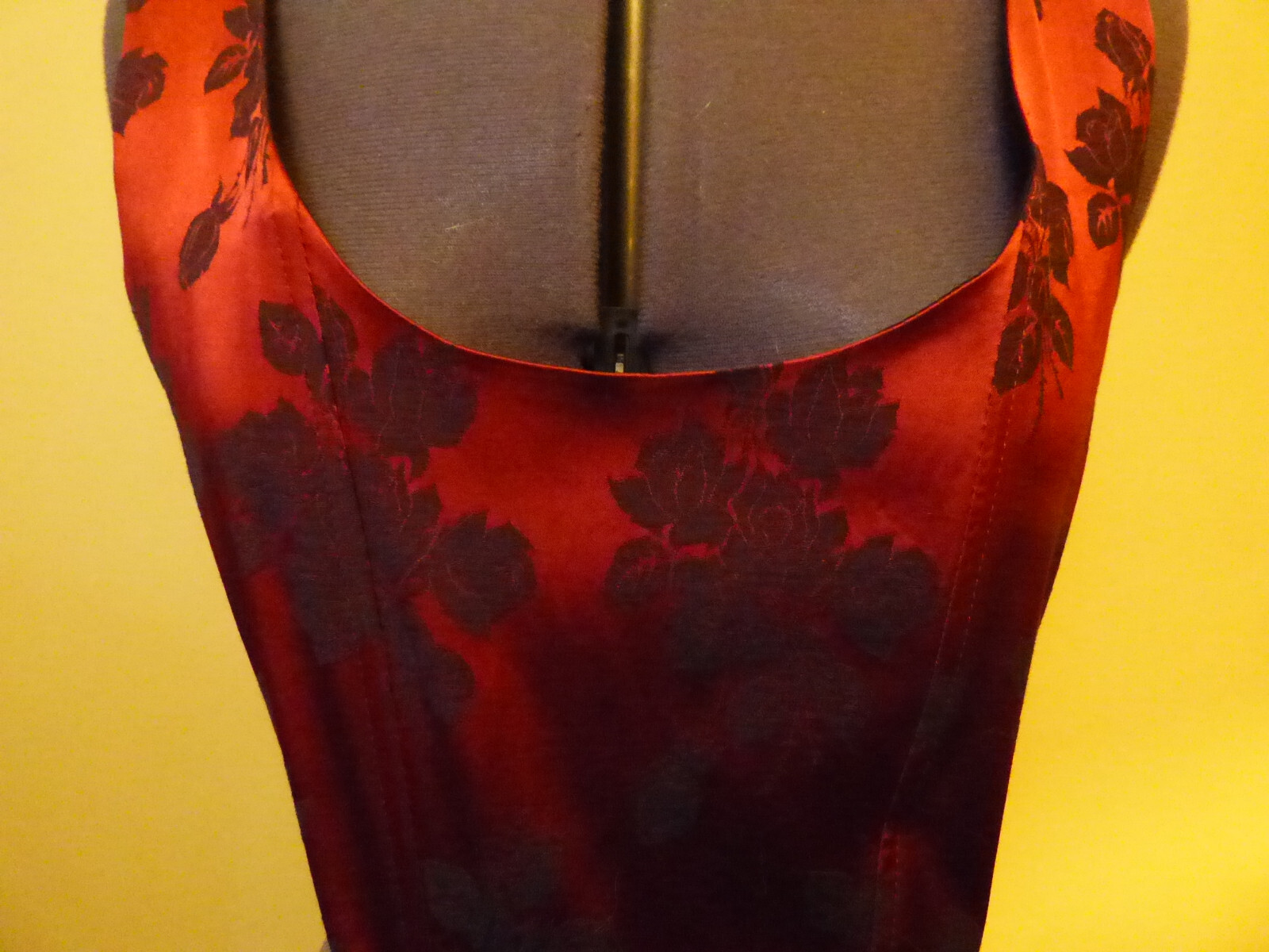 PATSY SEDDON PHASE EIGHT Red & Black Rose Bodice … - image 15