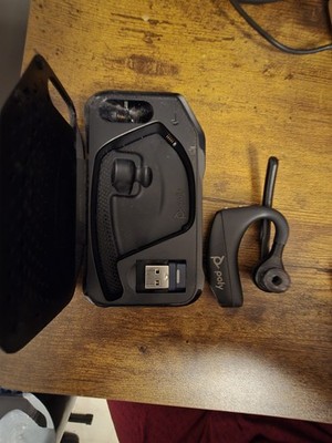 Plantronics by Poly Voyager 5200 UC Wireless Headset & Charging Case + Dongle