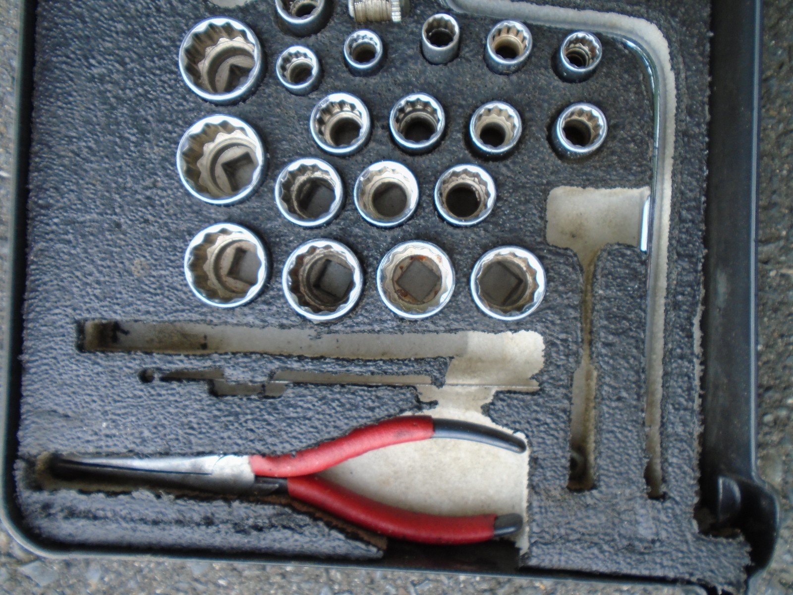 Kipper Tool USGI Kipper General Mechanics Tool Kit GMTK Drawer w/ Tools Ratchets ...