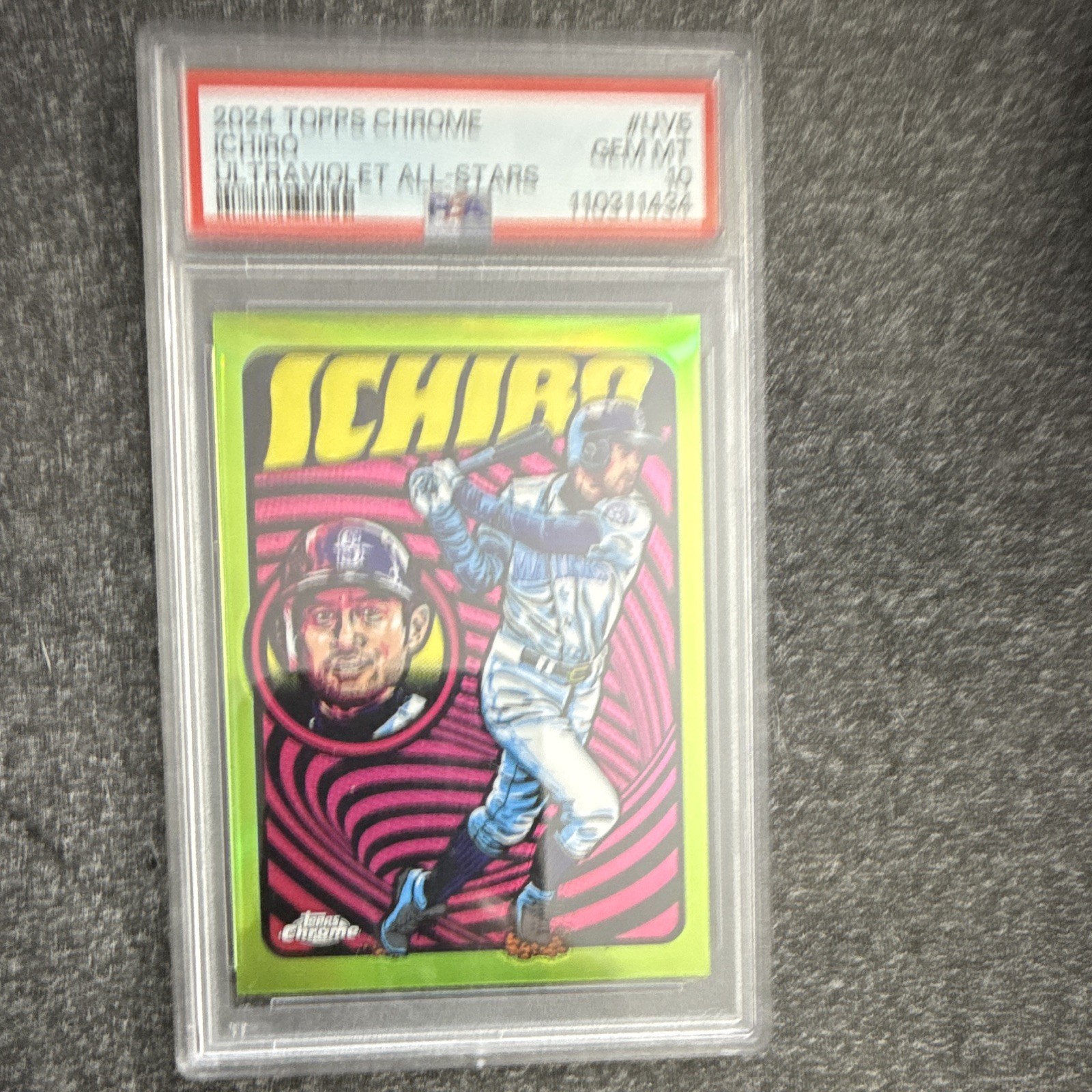 Topps 2024 Chrome Ultraviolet All-Stars Ichiro Suzuki #UV-5 PSA 10 view 1