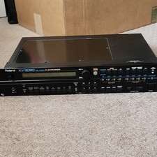Roland XV-3080 Rackmount Digital Synthesizer 128 Voices 6x Expansion Display