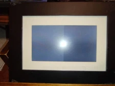 Pandigital 7 Digital Picture Frame DPF72-Wood look with Glass  scrn- no access