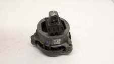BMW 5 SERIES G30 ENGINE MOUNT BRACKET 9488384 2020