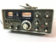 YAESU MUSEN FT-101ES 100W Radio Ham Radio Transceiver AC 100V 50/60Hz DC 13.5V