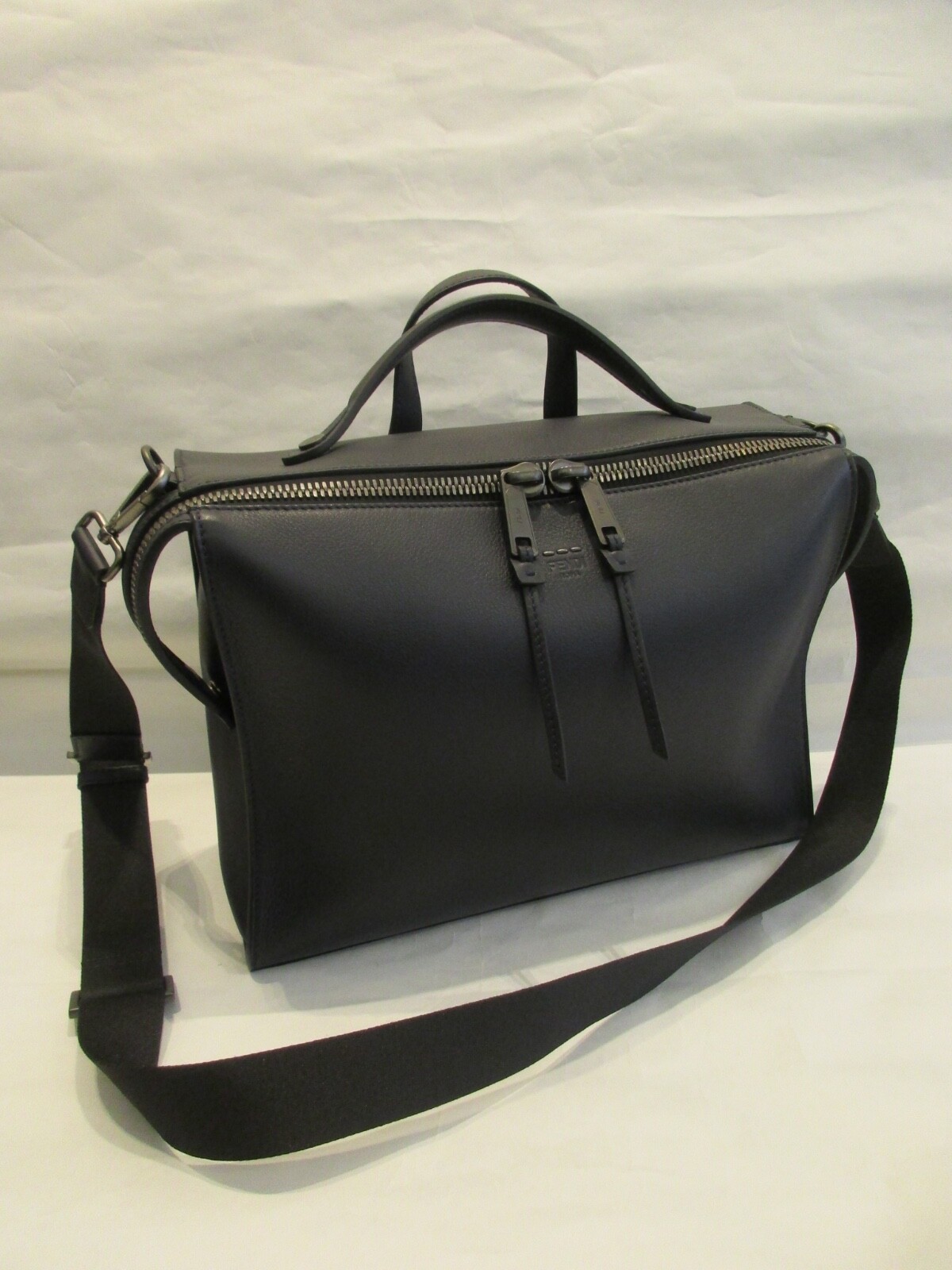Borsa  FENDI, originale, nuova con cartellino,  pelle color blu notte
