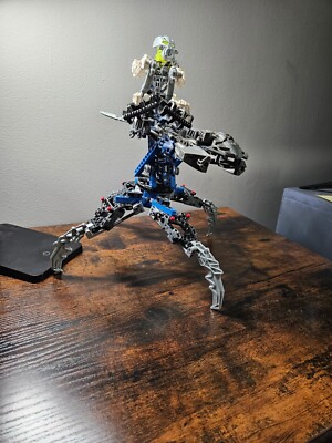 Lego Bionicle Mazeka (8954) Incomplete