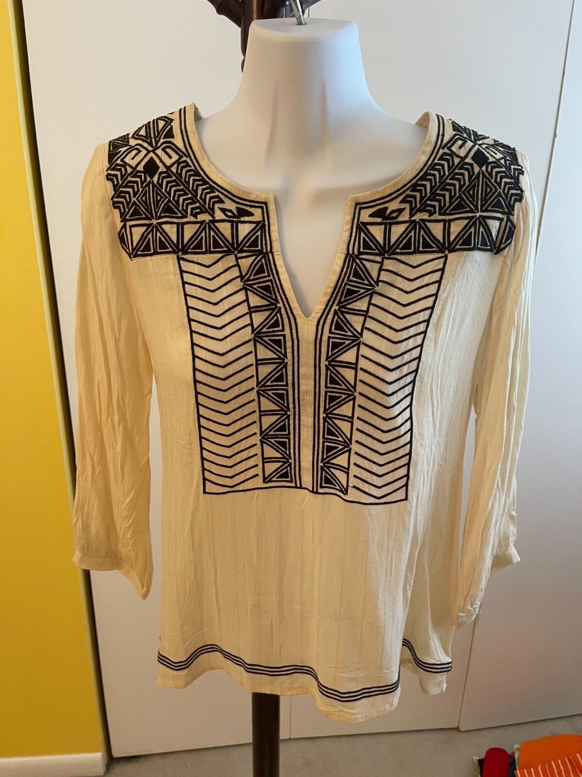 THML top size small aztec pattern - image 1