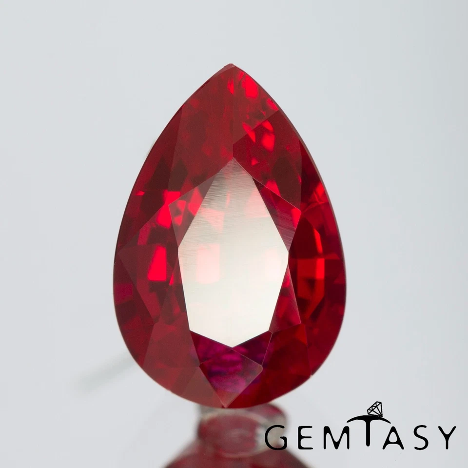 Cut stone - Ruby Pigeon blood Czochralski (Pulled) lab grown, 9x6mm 1.61-1.84ct - Image 2 of 4