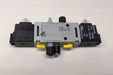 Aventics 572-841-547-0 Used Solenoid Valve 110V 50/60hz 5728415470 Rexroth