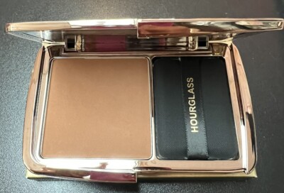 Hourglass Vanish Airbrush Pressed Powder - Full Size - Translucent Deep  BNIB!