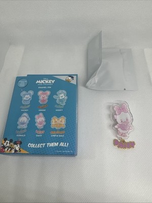 Disney Pin Mickey & Friends Cloud Characters with Charm Daisy Duck
