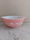 Pyrex #442 Pink Gooseberry Cinderella 1.5qt Mixing Bowl