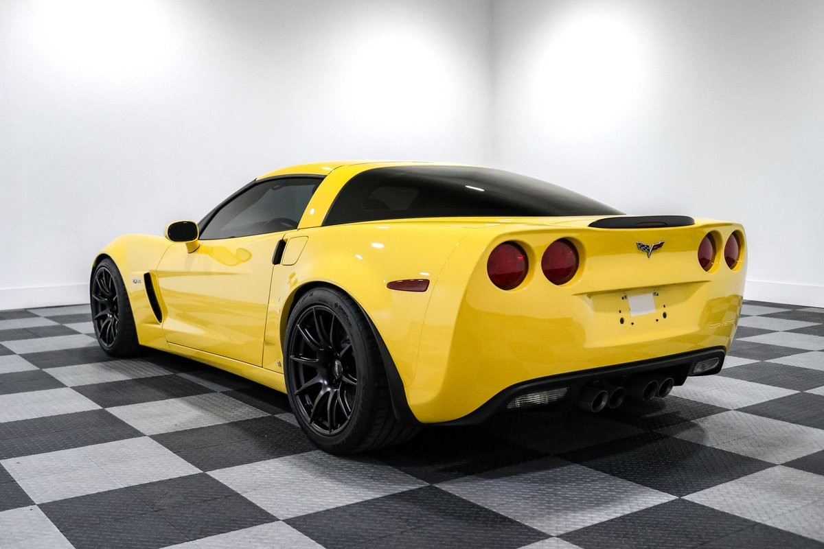 2007 Yellow Chevrolet Corvette   | C6 Corvette Photo 5