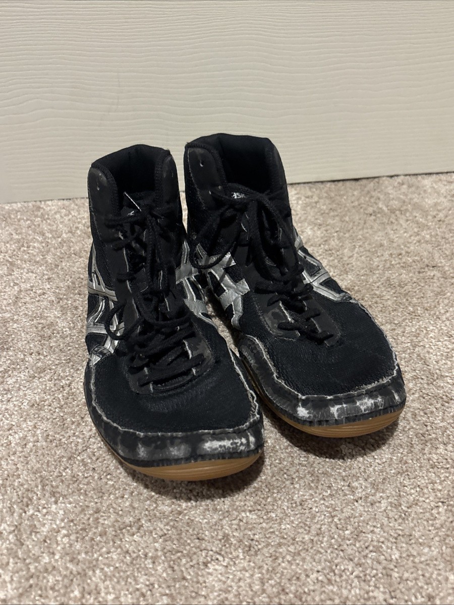 ASICS Matflex Black Gum Wrestling Gym Shoes Men's US 13 Sneaker Boots J504N View 2