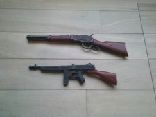 Vintage Toy Marx Miniature Lever Action Saddle Rifle & Tommy Gun Toys 7.5/6