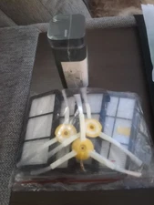 4 Filters, 3 Brushes, 1 Sensor Roomba 800 900 Series 800 870 880 980