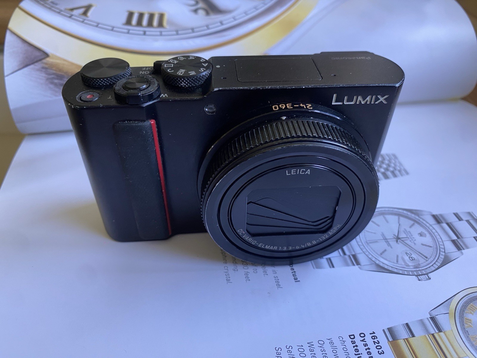 Panasonic Lumix DC-TZ200 Compact Digital Camera (Faulty Lens Read Description)