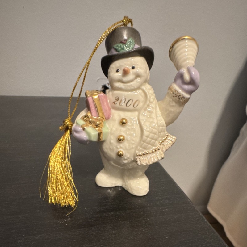 Lenox 2000 Snowman Christmas Hanging Ornament Ceramic Porcelain Handcrafted