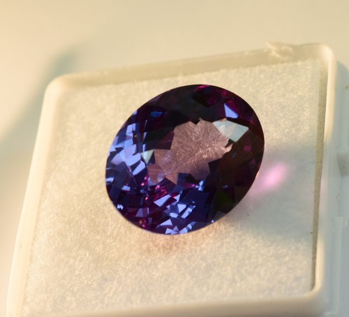 Rarest 12 Ct Alexandrite Loose Gemstone Color Change Oval Cut Natural Untreated - Picture 3 of 9