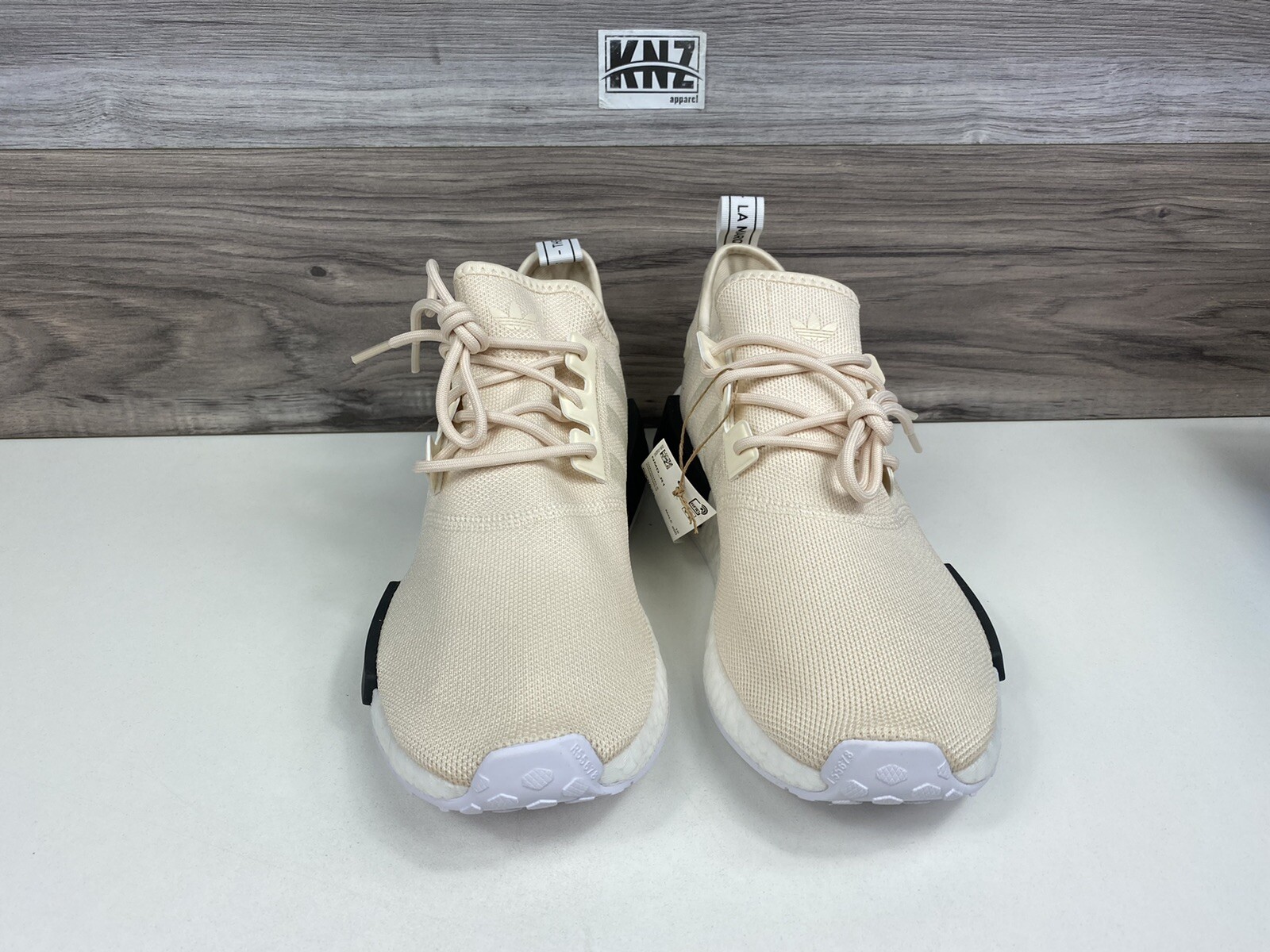 adidas nmd r1 cream