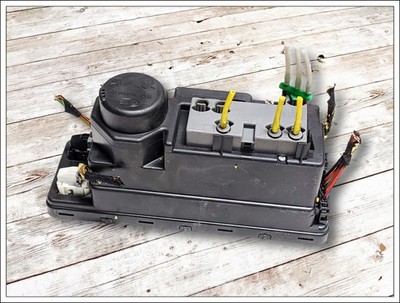   98-00 MERCEDES BENZ W202 C230 C280 Vacuum Power Door Lock Pump OEM 2108001048