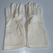 Vtg Kayser white nylon gloves with lace details