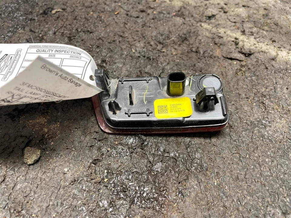 Passenger Right Tail Light Bumper Mounted Fits 21-25 BRONCO SPORT 2040039 - Image 2 of 4