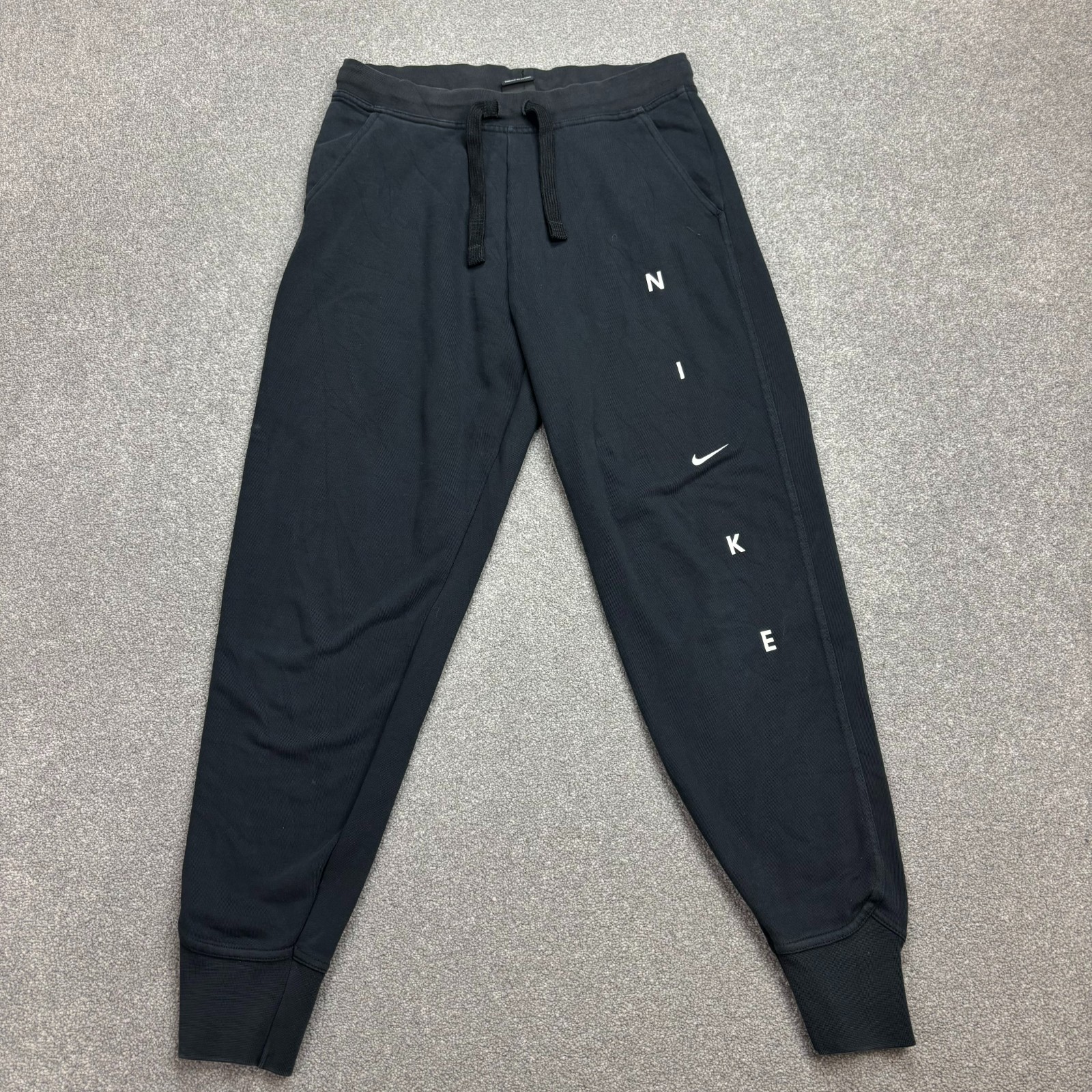 Nike Pantalones de Pista para Mujer Pequeño Negro Y2K Swoosh Suelto Hip Hop D...