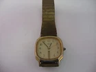 Vintage Timex Q Men's Watch Gold Tone Cushion Case Day Date Quartz For Repair
