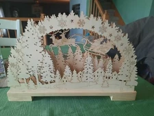  HALLMARK Wooden Laser Cut Light Up Christmas Table Top Scene Display