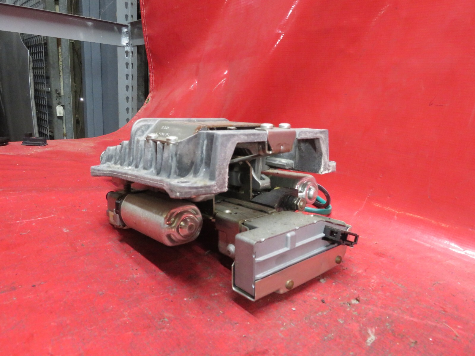 2006 BENTLEY FLYING SPUR STERERING COLUMN