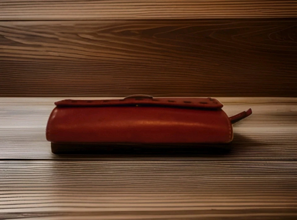 Dooney & Bourke Florentine Continental Clutch Wallet Red Zip ID Cards Checkbook - Image 4 of 4