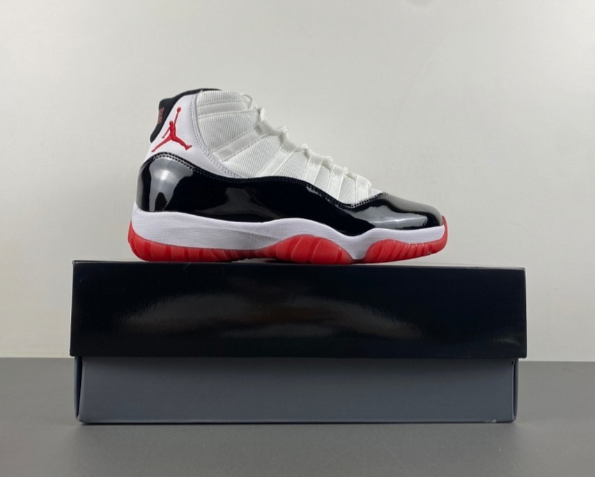 Air Jordan 11 Retro 